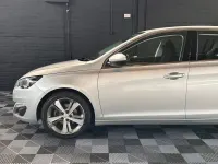 Used Peugeot 308 Allure 130 HP (95 kW) 2016 Silver Hatchback