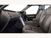 Usado Land Rover Discovery 5 SE Dynamic 350 HP (257 kW) 2025 Preto SUV