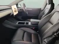 Używany Tesla Model Y RWD 254 kW (346 KM) 2023 Biały SUV