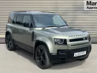 Used Land Rover Defender SE 249 HP (183 kW) 2023 Pangea green metallic SUV