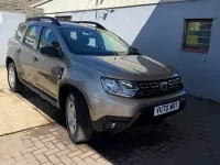 Begagnad Dacia Duster Essentiel 100 HK (73 kW) 2020 Beige SUV