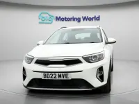 Used Kia Stonic 99 HP (72 kW) 2022 White SUV