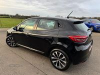 Used Renault Clio V Iconic 90 HP (66 kW) 2022 Black Hatchback