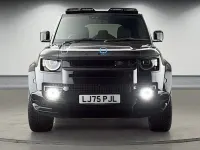 Used Land Rover Defender HSE Dynamic 350 HP (257 kW) 2025 Santorini black SUV