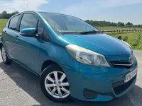 Used Toyota Yaris 99 HP (72 kW) 2012 Turquoise Hatchback