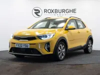 Second-hand Kia Stonic 99 CP (72 kW) 2022 Galben SUV