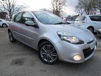 Used Renault Clio IV Dynamique 88 HP (64 kW) 2012 Silver Hatchback