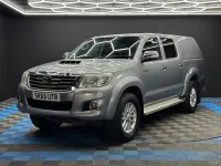 Used Toyota HiLux 144 HP (105 kW) 2015 Silver Pickup