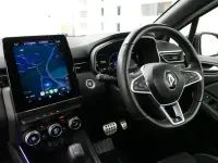 Used Renault Clio V Engineered 145 HP (106 kW) 2023 White Hatchback