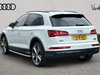 Used Audi Q5 Advanced 187 HP (137 kW) 2019 White SUV