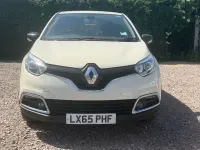 Used Renault Captur Dynamique 90 HP (66 kW) 2015 White SUV