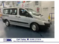 Used Peugeot TePee Access 100 HP (73 kW) 2016 Silver MPV