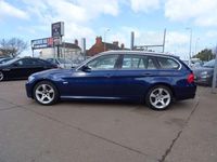 Used BMW 318 Exclusive 2011 Blue Estate