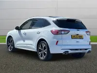 Usado Ford Kuga ST-Line X 190 HP (139 kW) 2023 Branco SUV