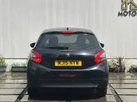 Used Peugeot 208 Style 82 HP (60 kW) 2014 Black Hatchback