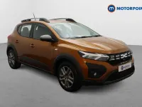 Used Dacia Sandero Expression 2023 Orange Hatchback