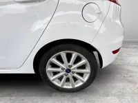 Used Ford Fiesta Titanium 100 HP (73 kW) 2015 White Hatchback