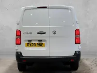 Used Vauxhall Vivaro S 100 HP (73 kW) 2020 White MPV