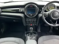 Used Mini Cooper Classic 134 HP (98 kW) 2019 Pepper white Hatchback