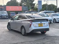 Used Toyota Prius 122 HP (89 kW) 2018 Silver Hatchback