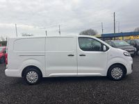 Used Vauxhall Vivaro 145 HP (106 kW) 2023 White MPV
