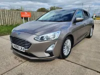Used Ford Focus Titanium 125 HP (91 kW) 2018 Silver Hatchback