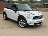 Used Mini Cooper D 2012 White Hatchback