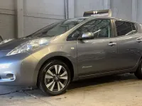 Usado Nissan Leaf Tekna 30 kW (41 HP) 2017 Cinzento Citadino