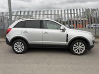 Usado Vauxhall Antara 184 HP (135 kW) 2013 Prateado SUV