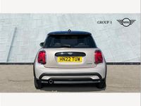 Begagnad Mini Cooper Classic 136 HK (100 kW) 2022 Grå Halvkombi