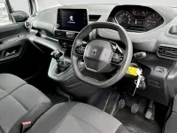 Used Peugeot Partner Premium 102 HP (75 kW) 2023 White MPV