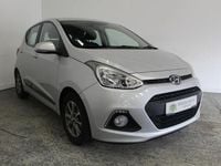 Used Hyundai i10 Premium 67 HP (49 kW) 2014 Silver Hatchback
