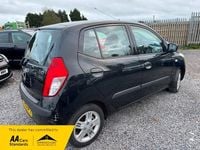 Used Hyundai i10 Comfort 2011 Black Hatchback