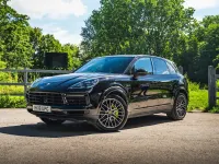Used Porsche Cayenne 462 HP (339 kW) 2018 Black SUV