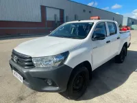 Käytetty Toyota HiLux Active 150 HP (110 kW) 2019 Valkoinen Nouto