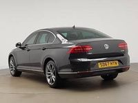 Usado VW Passat GT 150 HP (110 kW) 2017 Cinzento Sedan