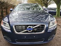 Used Volvo V70 SE Lux 2013 Blue Estate