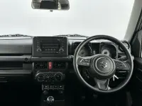 Usado Suzuki Jimny 101 HP (74 kW) 2023 Prateado SUV