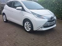 Used Toyota Aygo X-pure 2015 White Hatchback