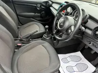 Usado Mini Cooper Hatch 2017 Negro Utilitario