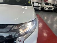 Used Mitsubishi Outlander P-HEV 2020 White Estate