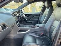 Used Jaguar F-Pace 296 HP (217 kW) 2020 Black SUV