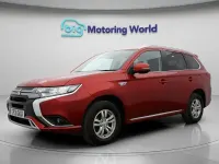Usado Mitsubishi Outlander P-HEV 224 HP (164 kW) 2021 Vermelho SUV