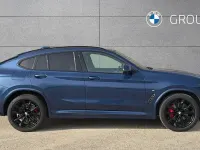 Usado BMW X4 M Sport 190 HP (139 kW) 2024 Azul SUV