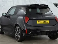 Used Mini Cooper Hatch 154 HP (113 kW) 2024 Black Hatchback