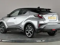 Używany Toyota C-HR 122 KM (89 kW) 2017 Srebrny SUV
