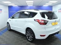 Usado Ford Kuga ST-Line 180 HP (132 kW) 2019 Branco SUV