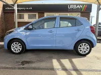Używany Kia Picanto 70 KM (51 kW) 2018 Niebieski Hatchback