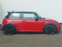 Usado Mini Cooper Sport 136 CV (100 kW) 2022 Rojo Utilitario