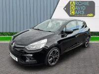 Used Renault Clio IV Signature 2017 Black Hatchback